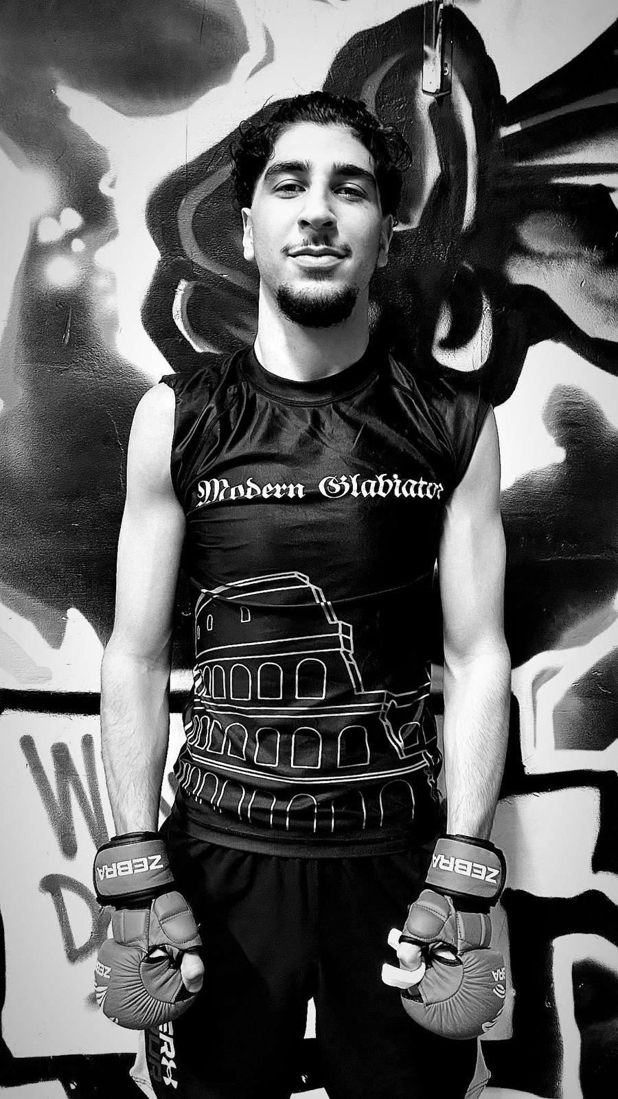 MODERN GLADIATOR "SIGNATURE" RASHGUARD
